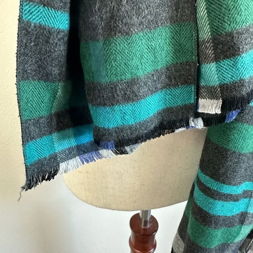 EUC Chelsey Women’s Scarf